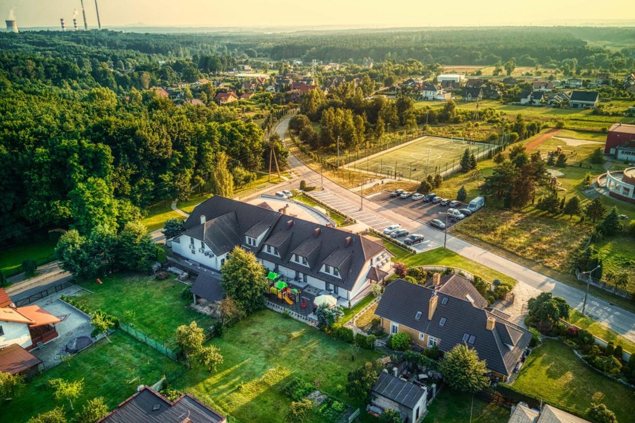 Hotel Biały Dom Rybnik  Buitenkant foto